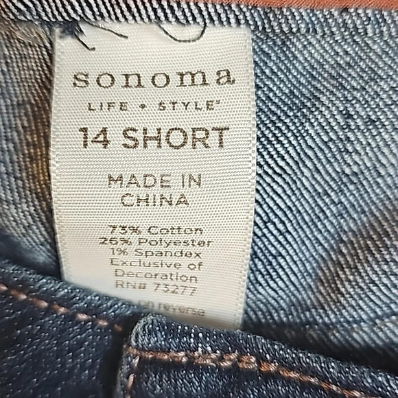 Sonoma Jeans Modern Demi Bootcut Sz 14 Short Like New - Picture 7 of 11